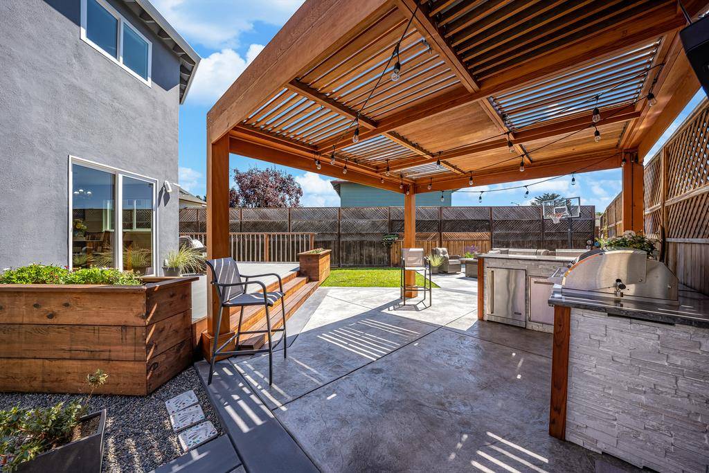 Soquel, CA 95073,4604 Shauna CT