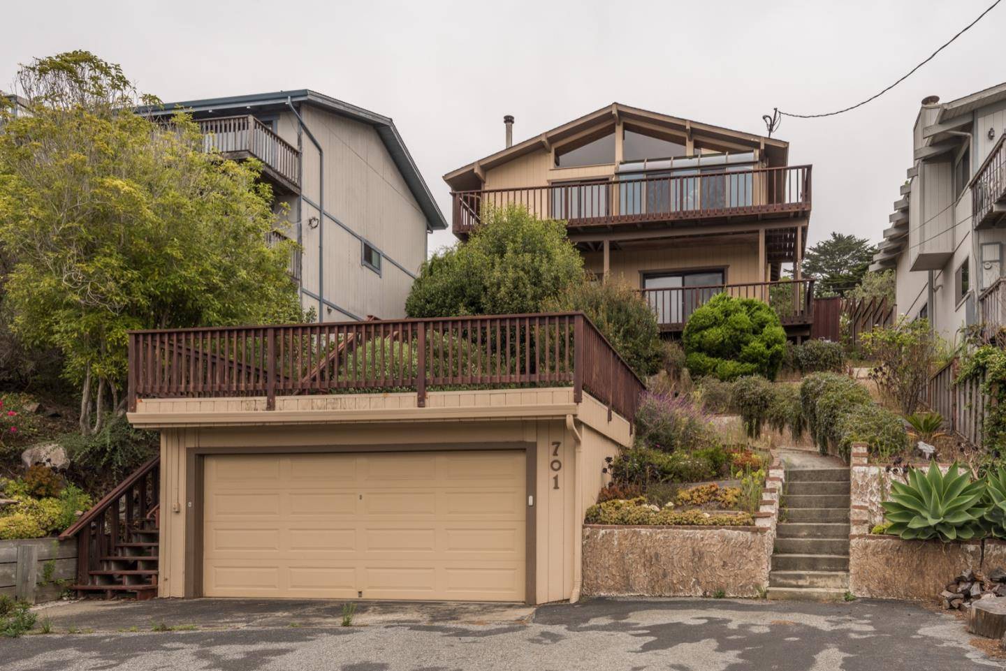 Moss Beach, CA 94038,701 Ethledore Street ST