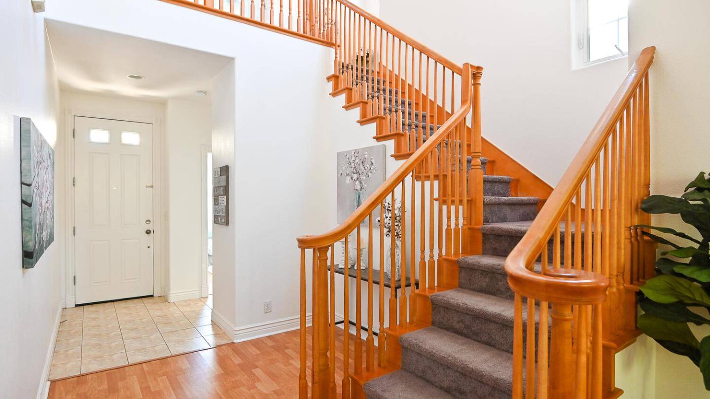 Morgan Hill, CA 95037,530 Calle Buena VIS