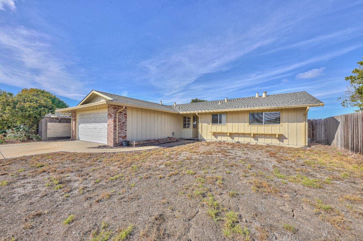 Salinas, CA 93907,985 Stokes WAY