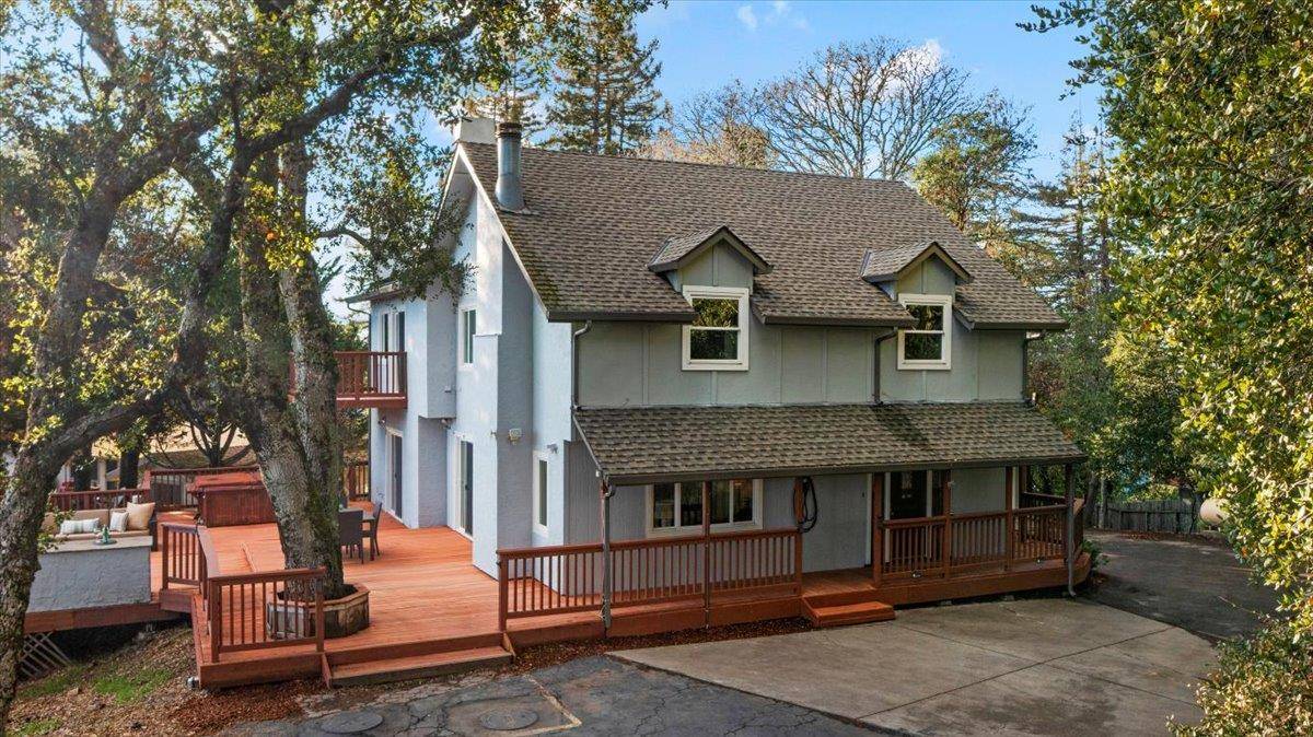 Los Gatos, CA 95033,23758 Hutchinson RD