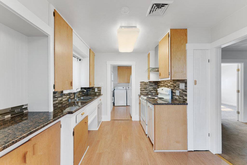 Santa Cruz, CA 95060,112 Ocean ST