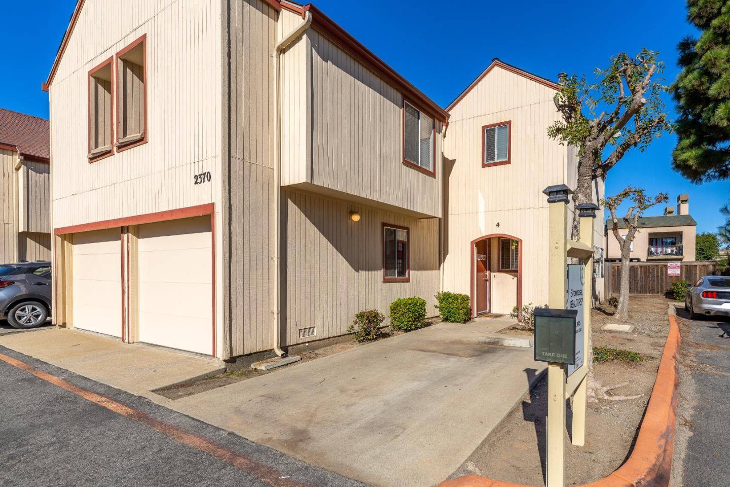 Salinas, CA 93906,2370 N Main ST 4