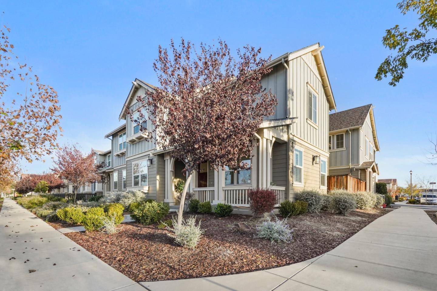 Morgan Hill, CA 95037,182 Peral AVE