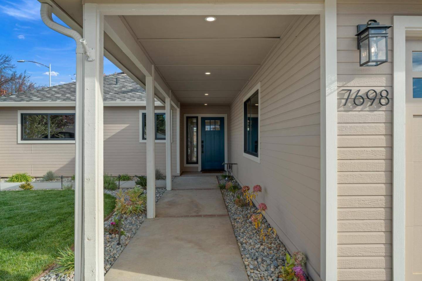 Gilroy, CA 95020,7698 Benassi DR