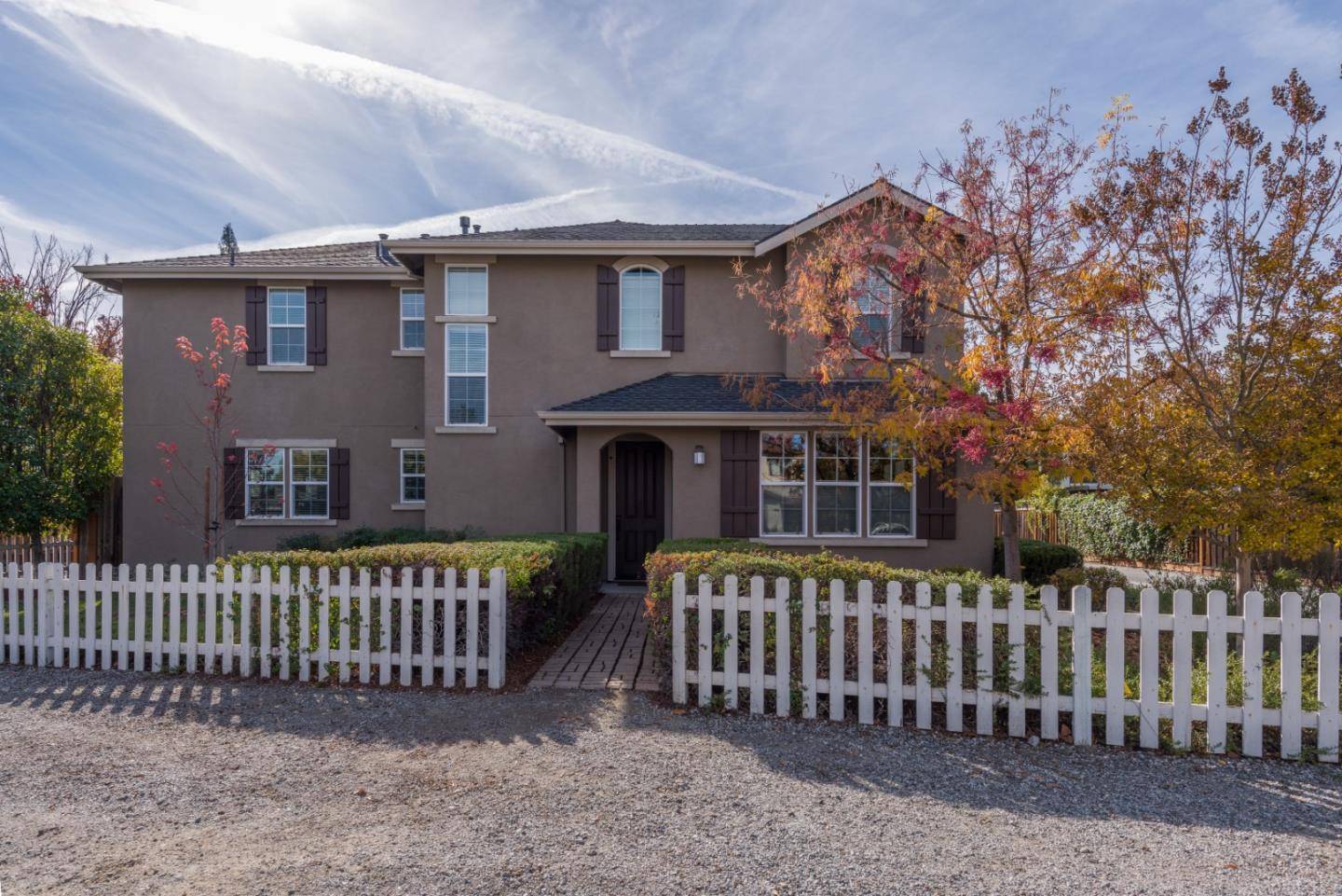 Redwood City, CA 94061,10 Kenna CT