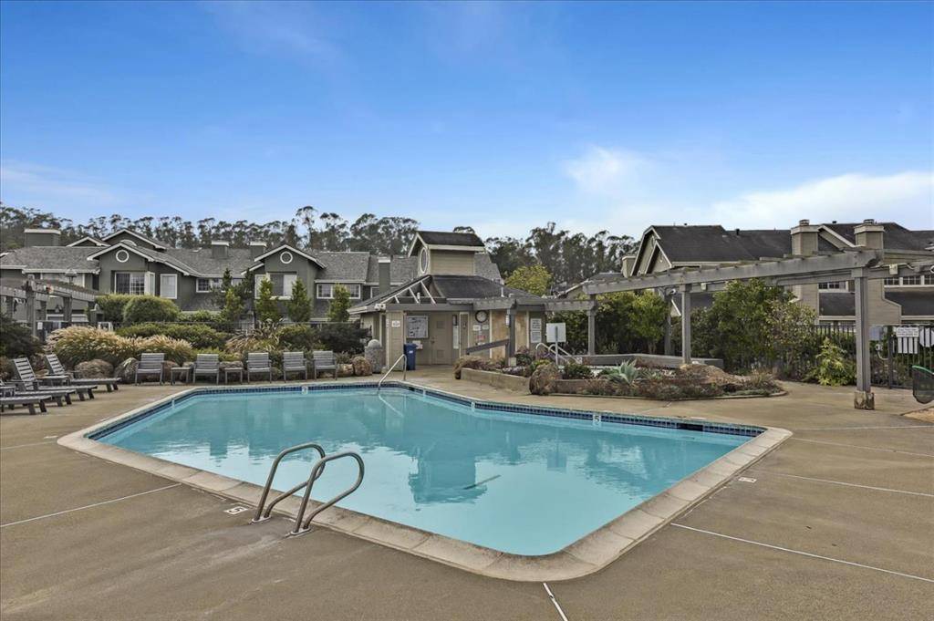 Daly City, CA 94014,1209 Cameron LN