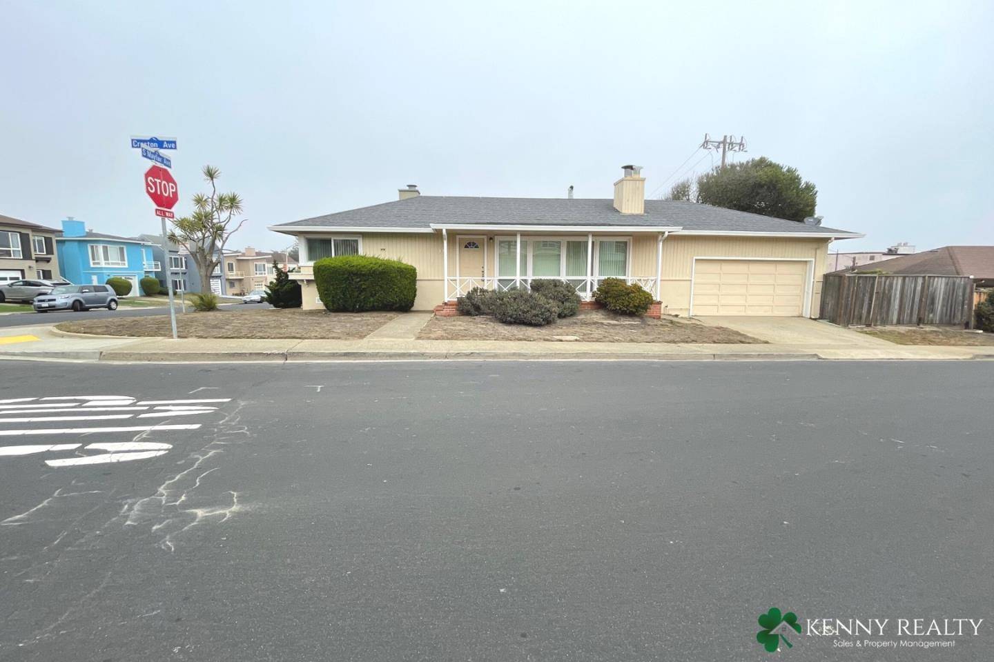 Daly City, CA 94015,98 Creston AVE