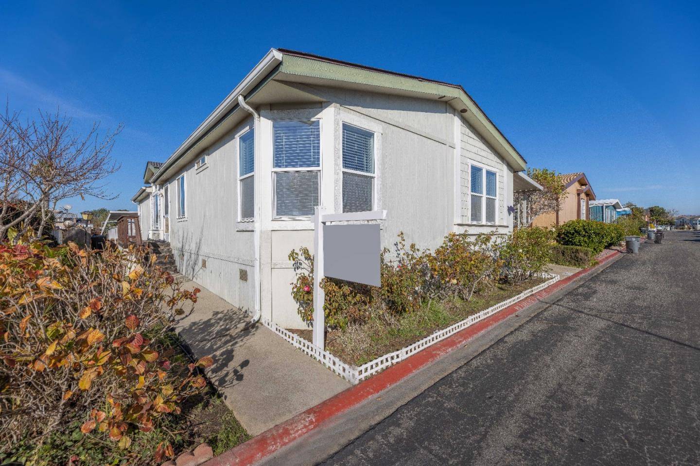 Salinas, CA 93906,255 E Bolivar ST 145