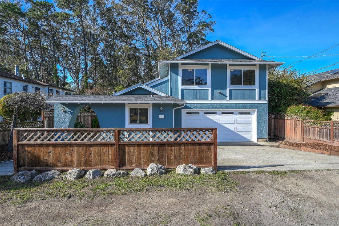 Montara, CA 94037,942 Birch ST