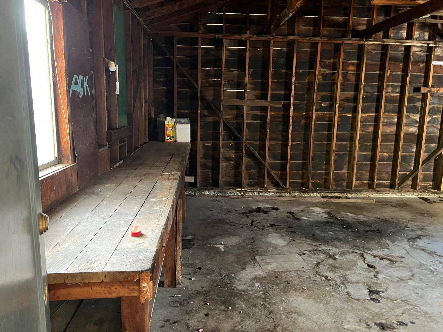 Los Gatos, CA 95032,16346 W La Chiquita AVE