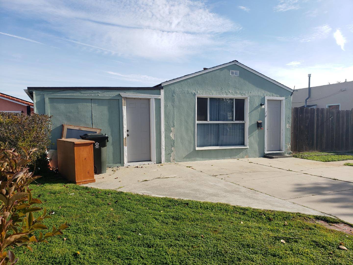 Salinas, CA 93905,1065 Parkway RD