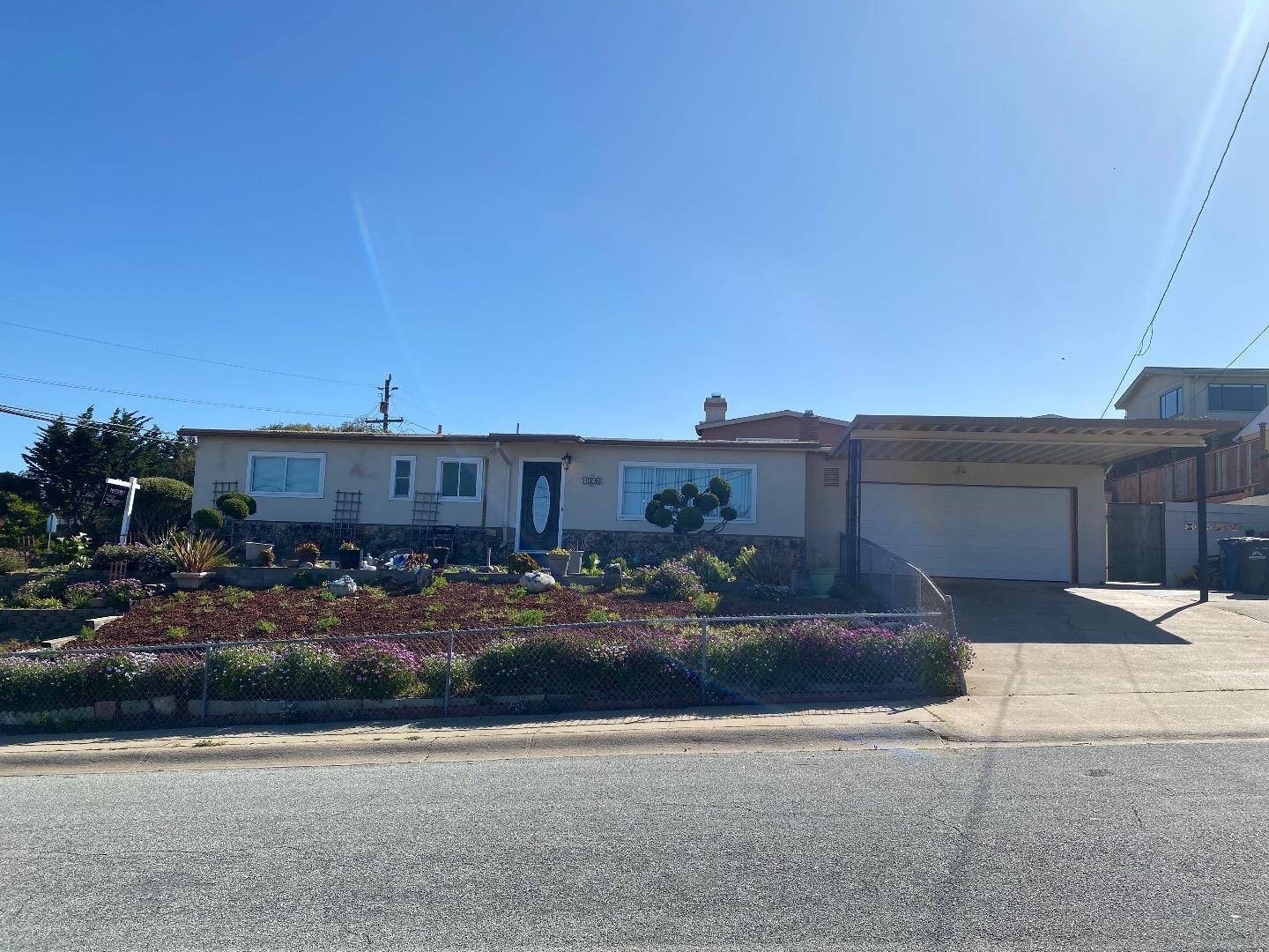 Seaside, CA 93955,1996 Lincoln ST