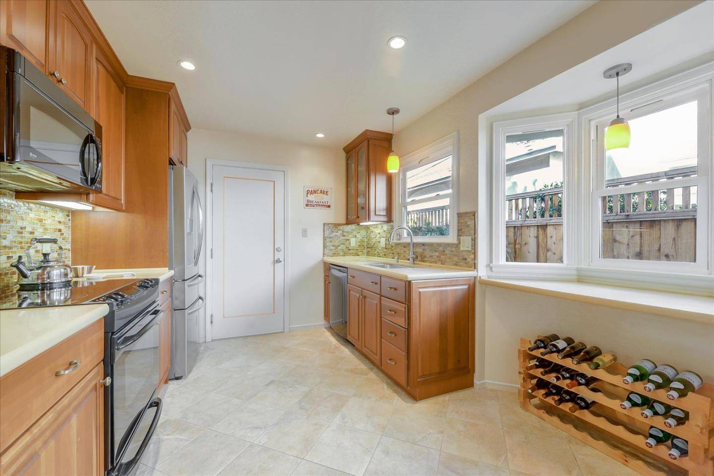 San Carlos, CA 94070,549 Emerald AVE