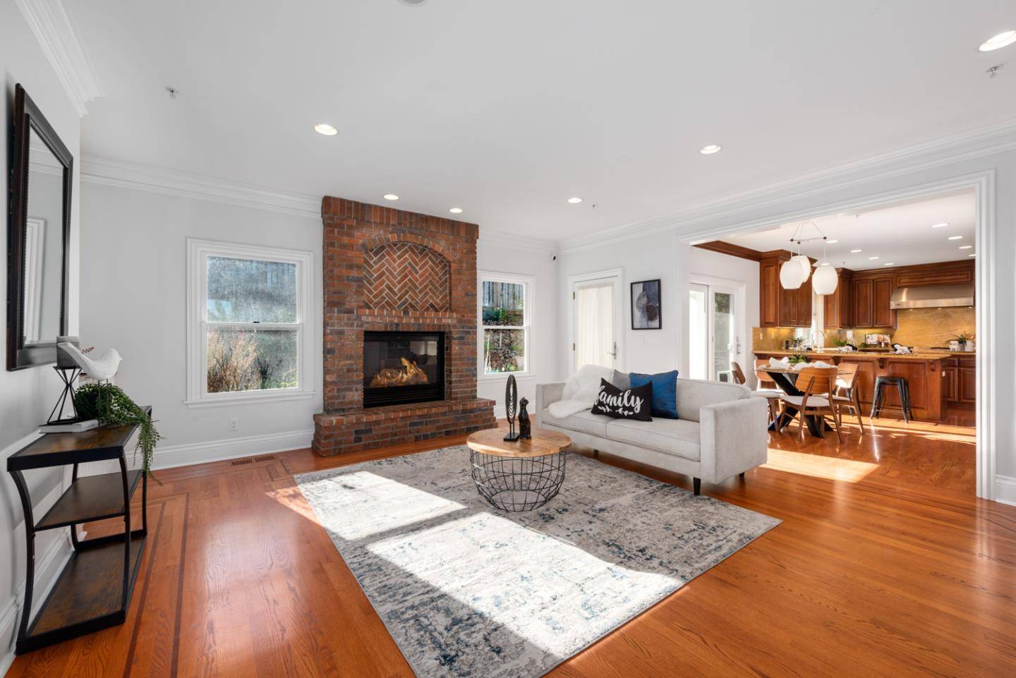 Los Gatos, CA 95032,123 Dover ST