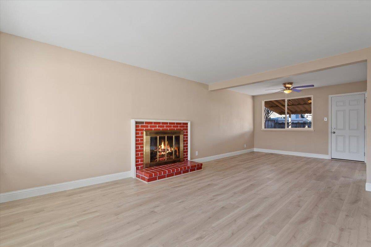Milpitas, CA 95035,249 Sylvia AVE