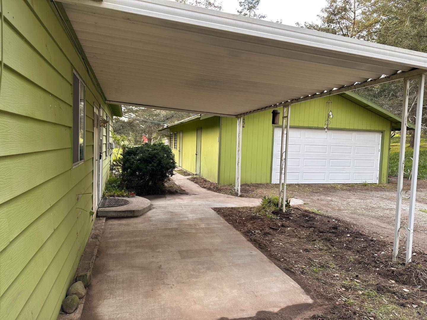 Salinas, CA 93907,41 Desmond RD