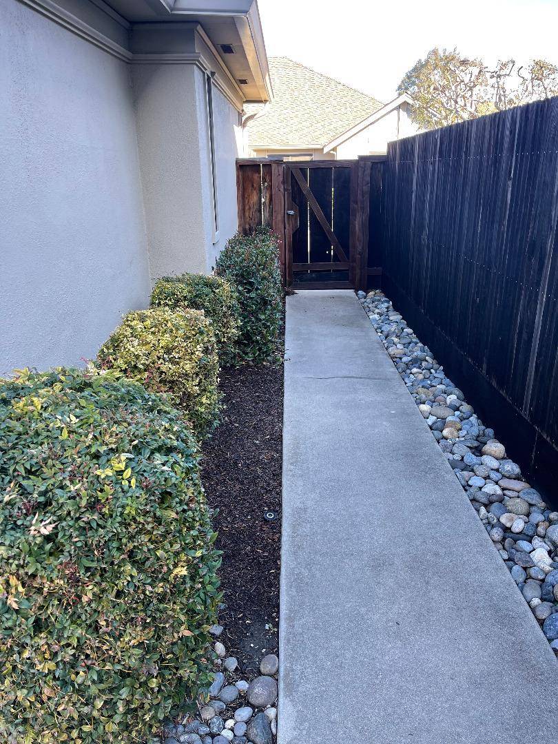 Salinas, CA 93901,104 Nissen RD 4