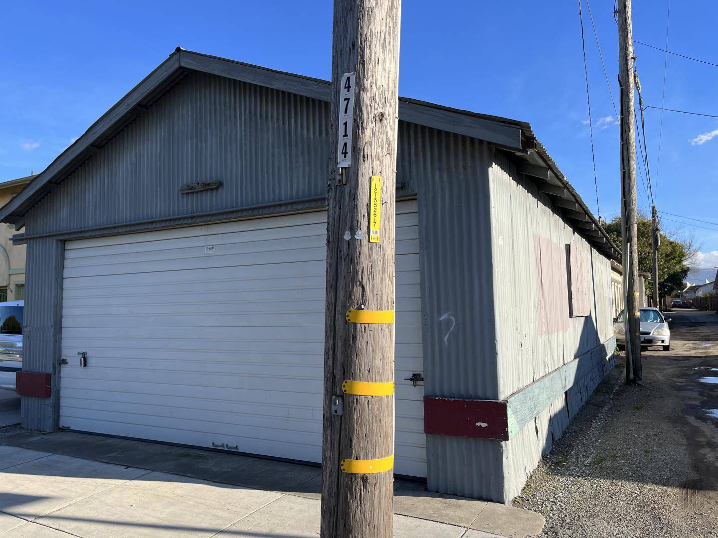 Salinas, CA 93901,210 E San Luis ST