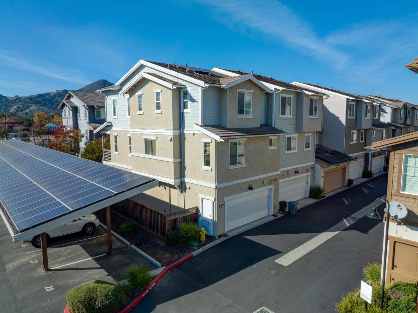 Morgan Hill, CA 95037,17015 Saint Anne LN