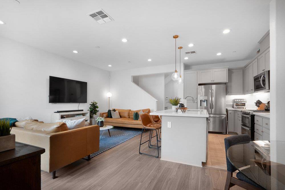 Morgan Hill, CA 95037,1255 Canopy LN