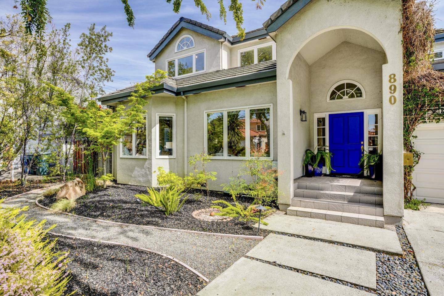 Palo Alto, CA 94303,890 Marshall DR