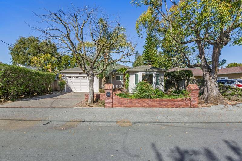 Redwood City, CA 94061,307 W Oakwood BLVD