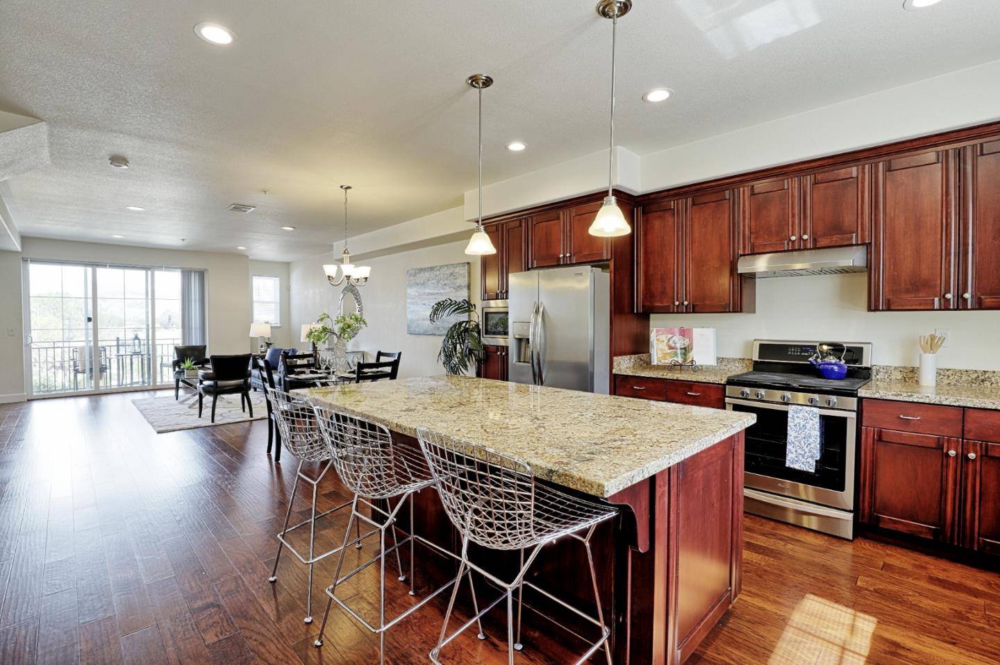 Morgan Hill, CA 95037,15620 Santorini LN