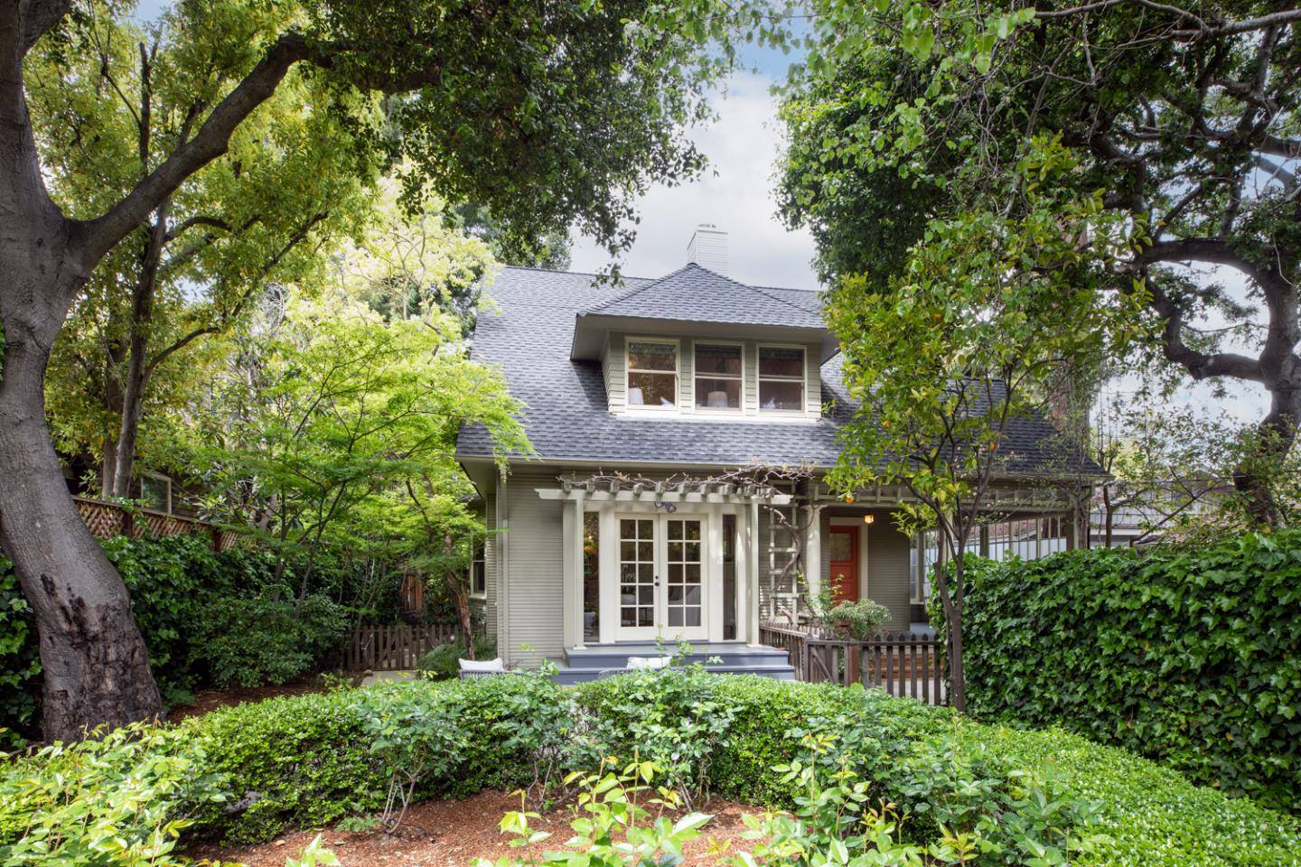 Palo Alto, CA 94301,321 Melville AVE