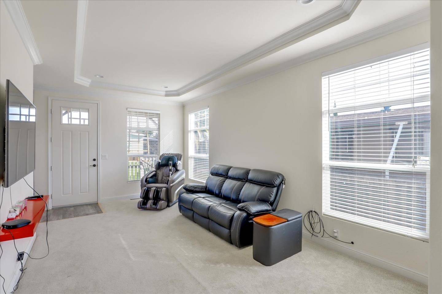 Morgan Hill, CA 95037,200 Burnett Avenue 59