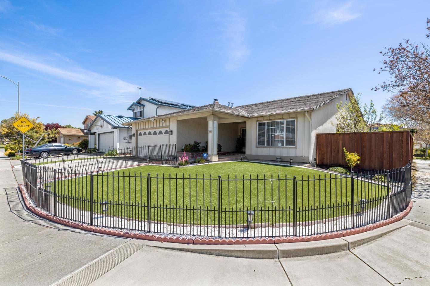 Milpitas, CA 95035,270 Enriquez CT