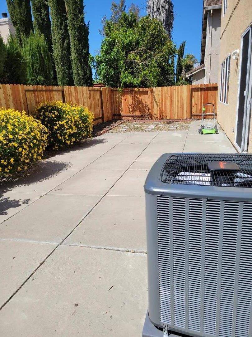 Tracy, CA 95377,1387 Gentry LN