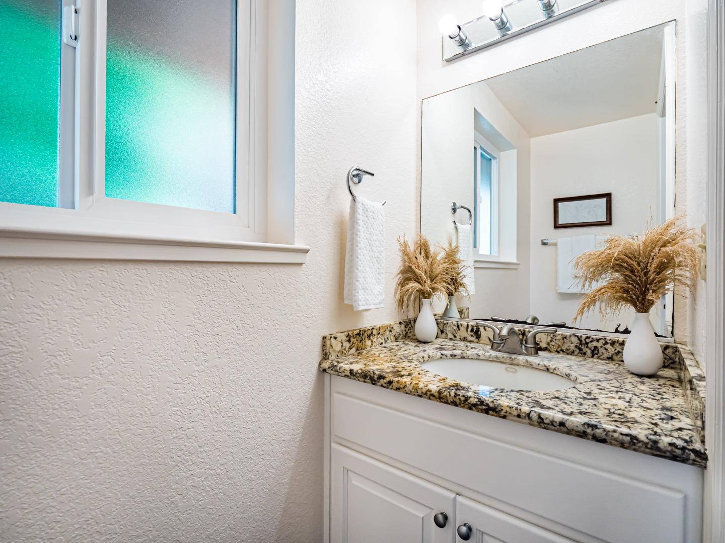 Watsonville, CA 95076,202 Kirsten Court