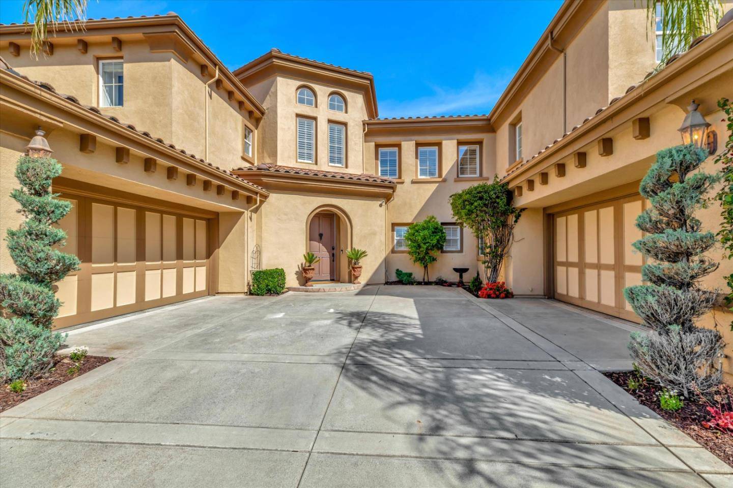 San Jose, CA 95121,2246 Terrena Valley DR