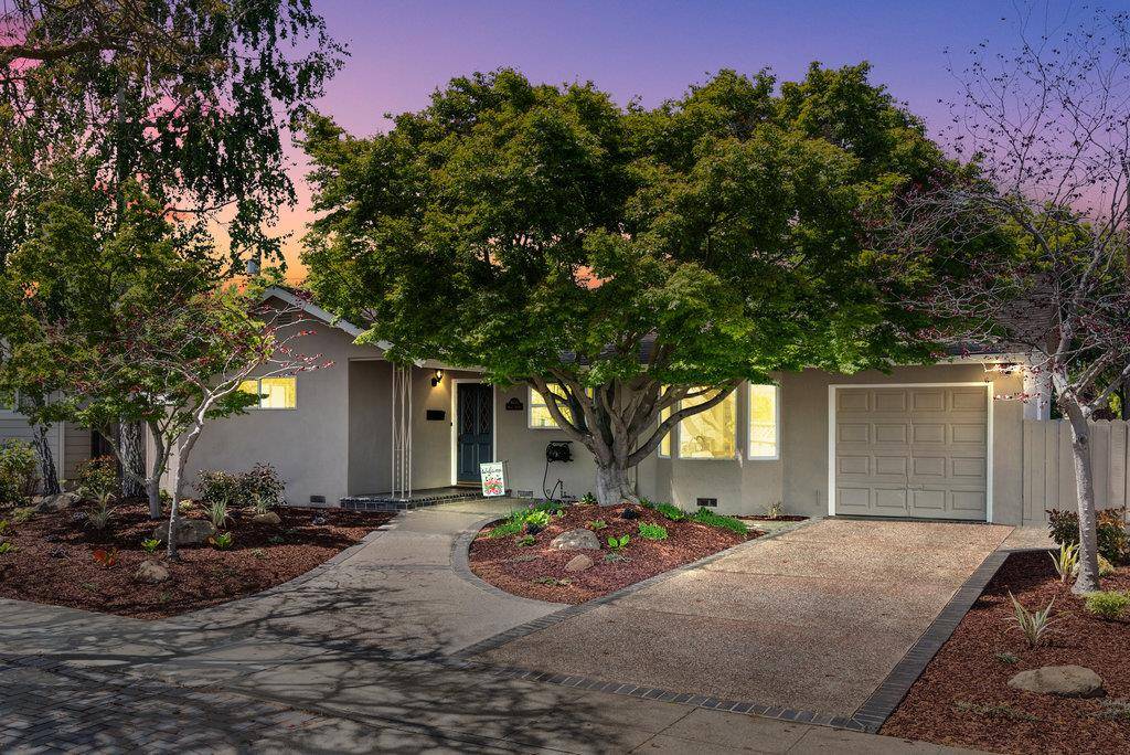 Sunnyvale, CA 94087,1035 Mango AVE