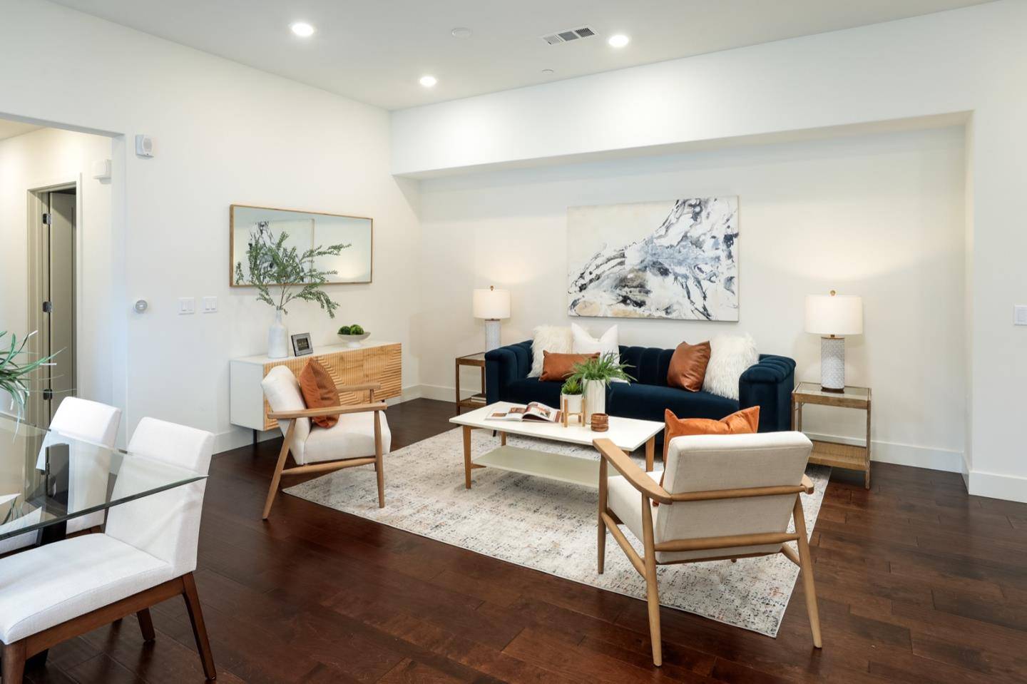 Milpitas, CA 95035,370 Riesling AVE 32