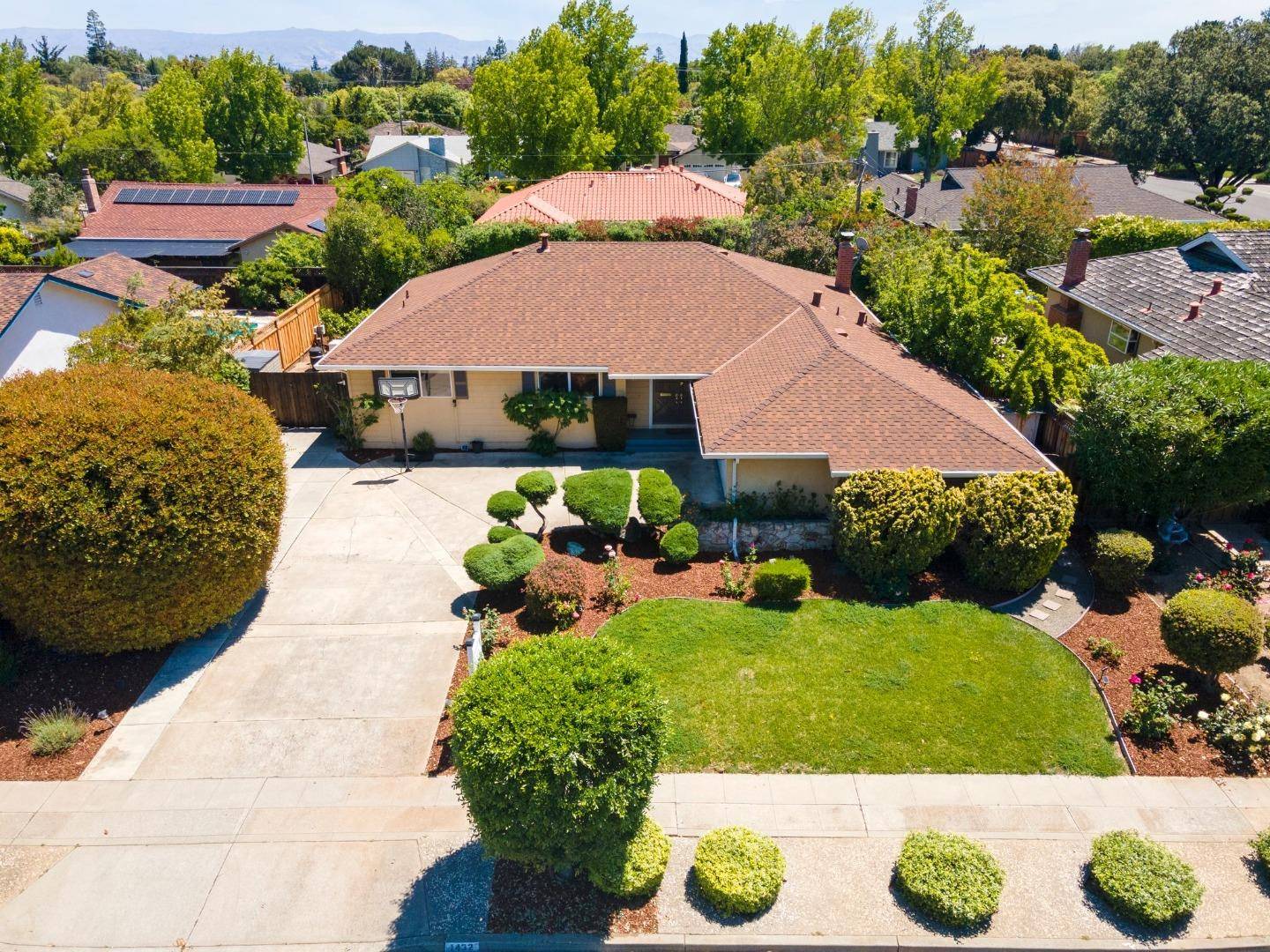 Sunnyvale, CA 94087,1432 Hollenbeck AVE