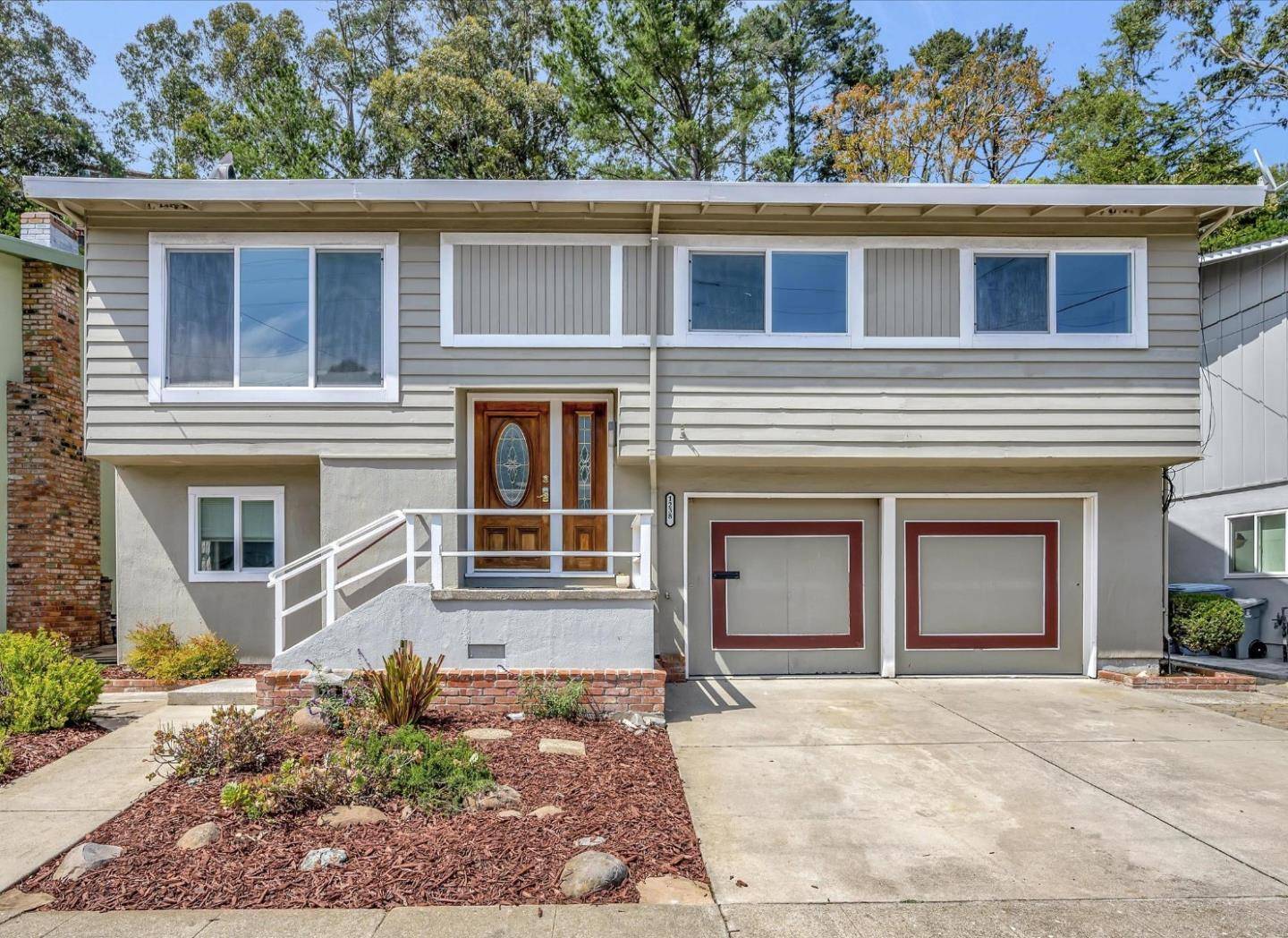 Pacifica, CA 94044,1238 Alicante DR