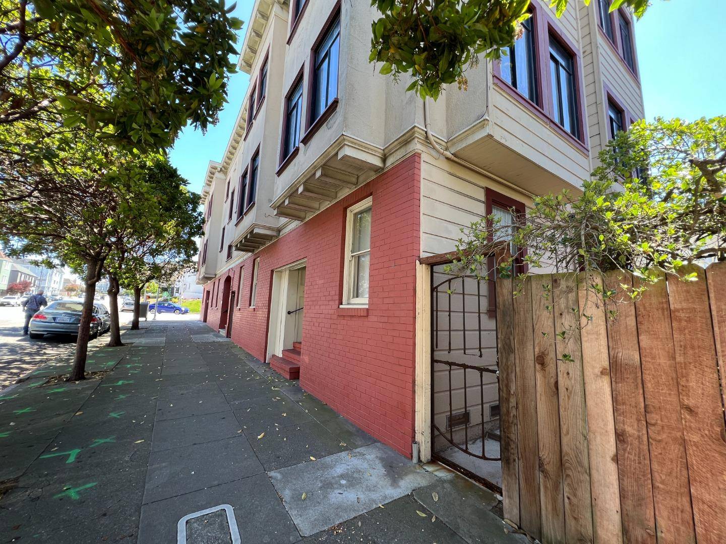 San Francisco, CA 94118,1003-1011 Anza ST