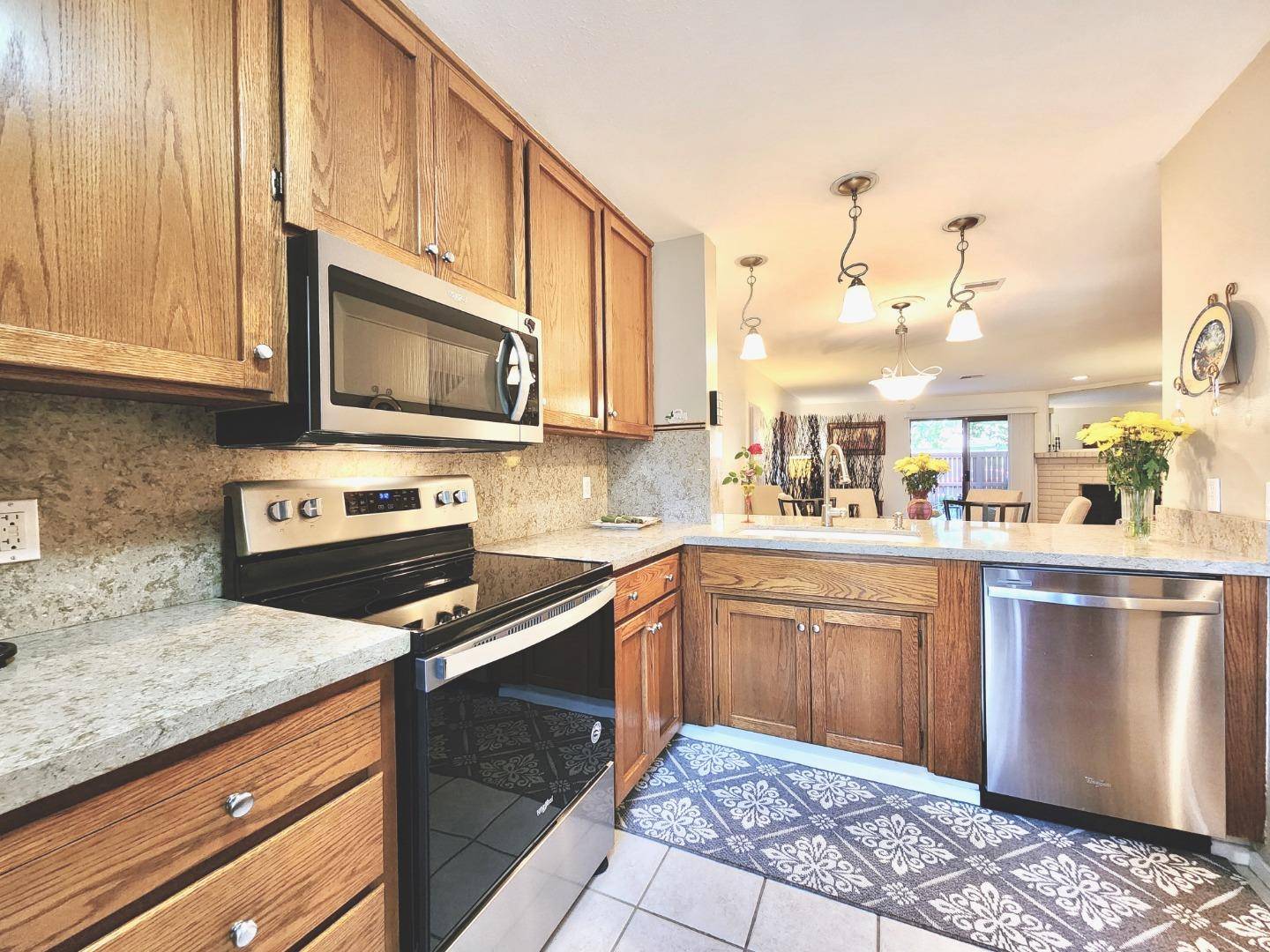 Modesto, CA 95350,231 LEVELAND LN C