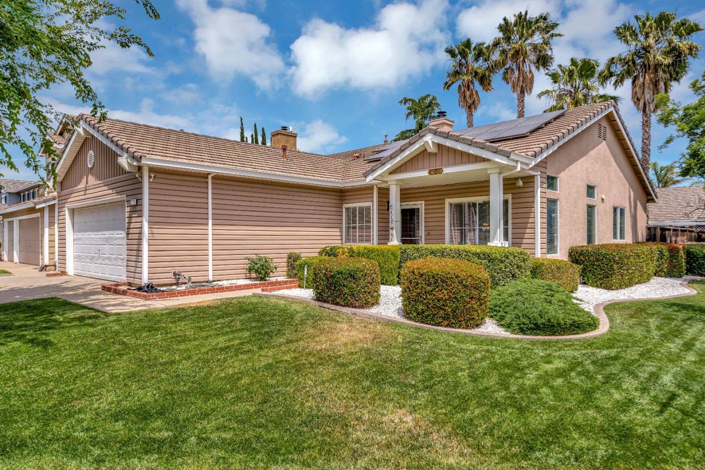 Tracy, CA 95377,1353 Whittingham DR