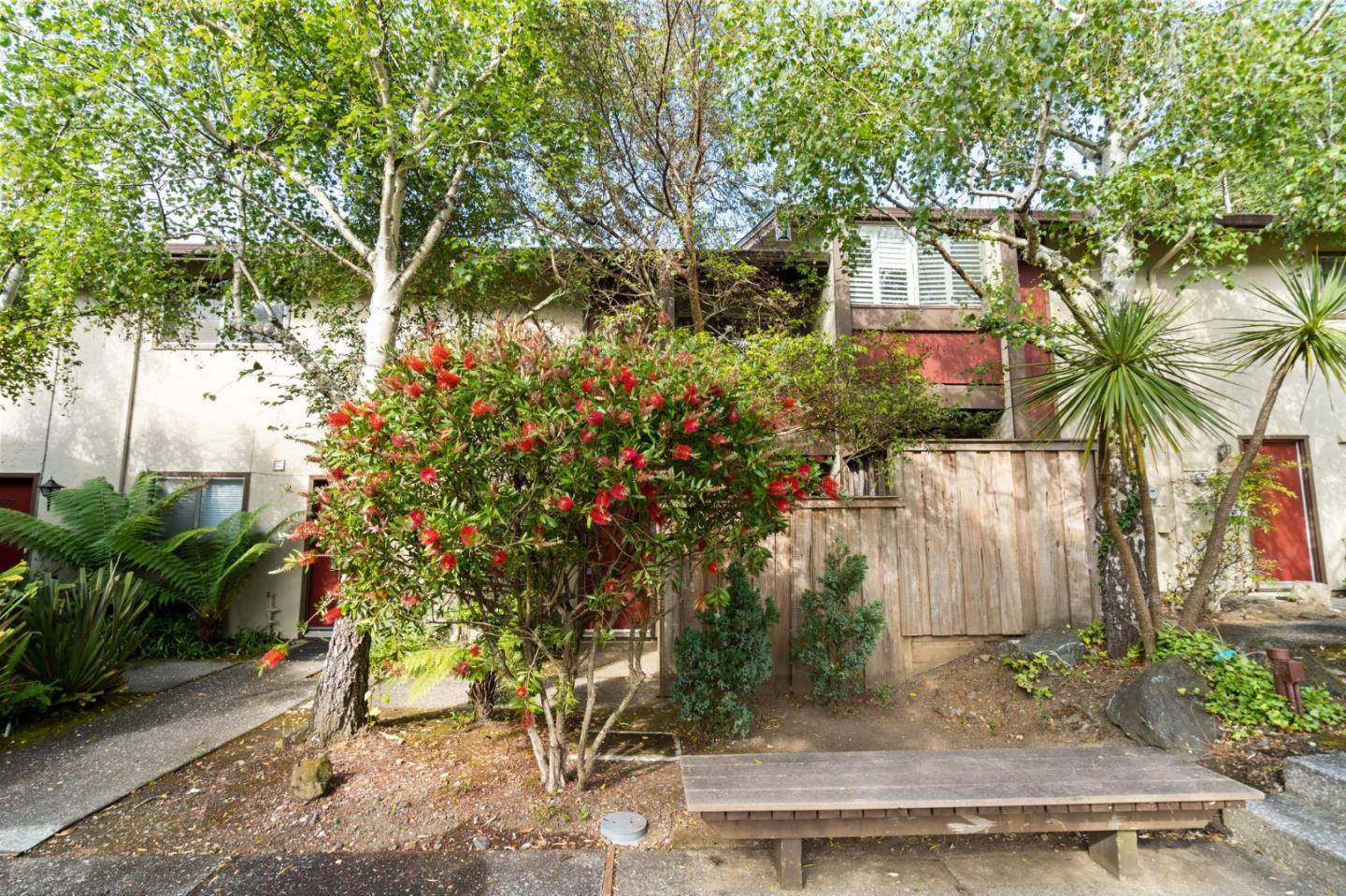 Pacifica, CA 94044,1181 Oddstad BLVD