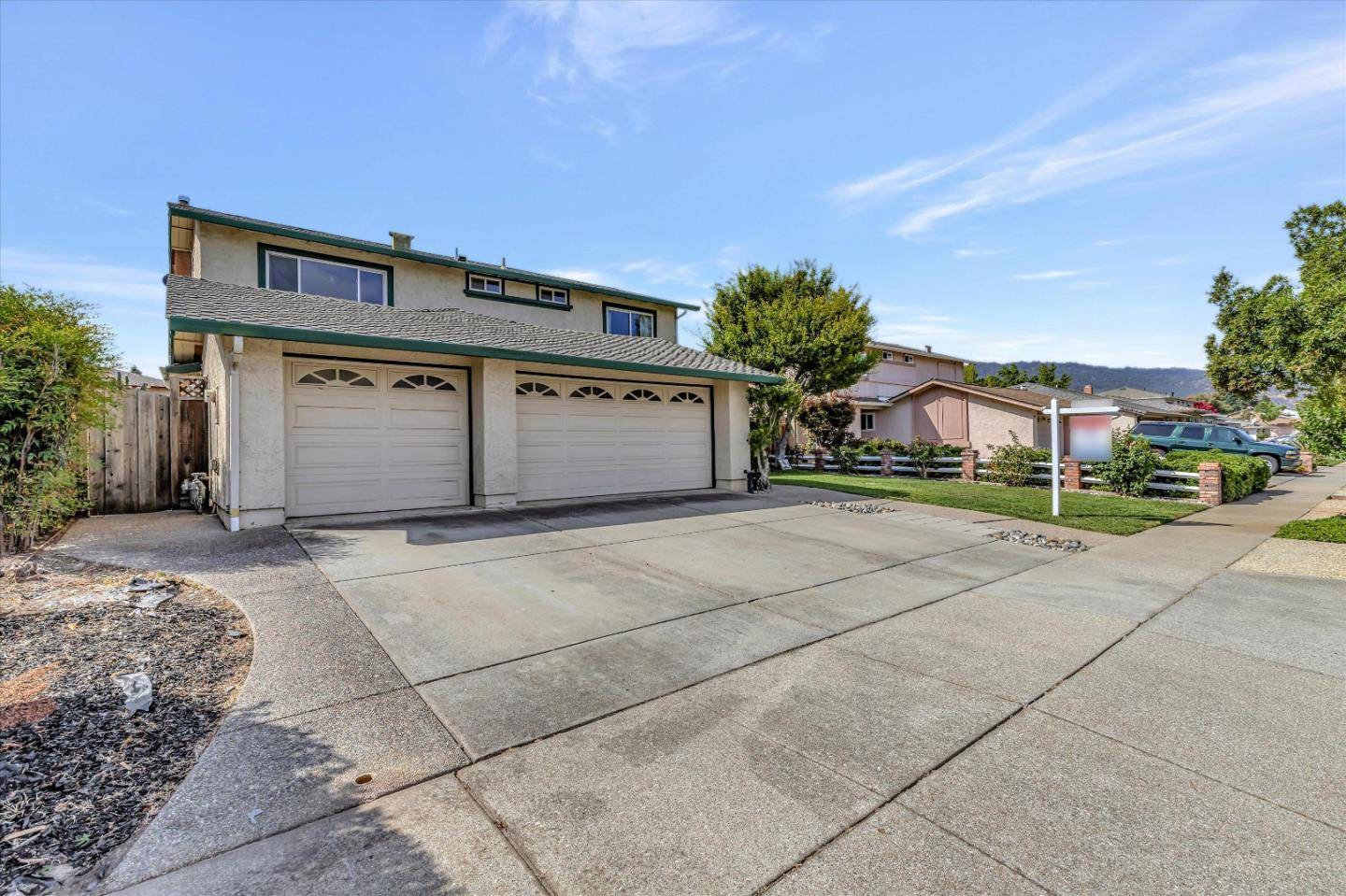 Gilroy, CA 95020,180 Churchill PL