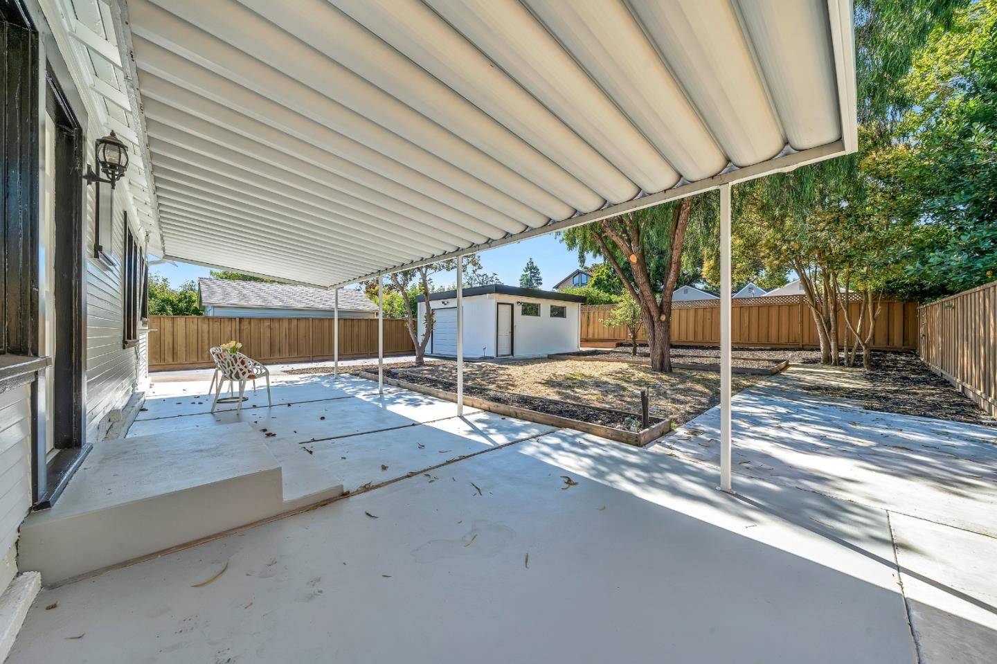 Los Altos, CA 94022,252 Del Monte AVE