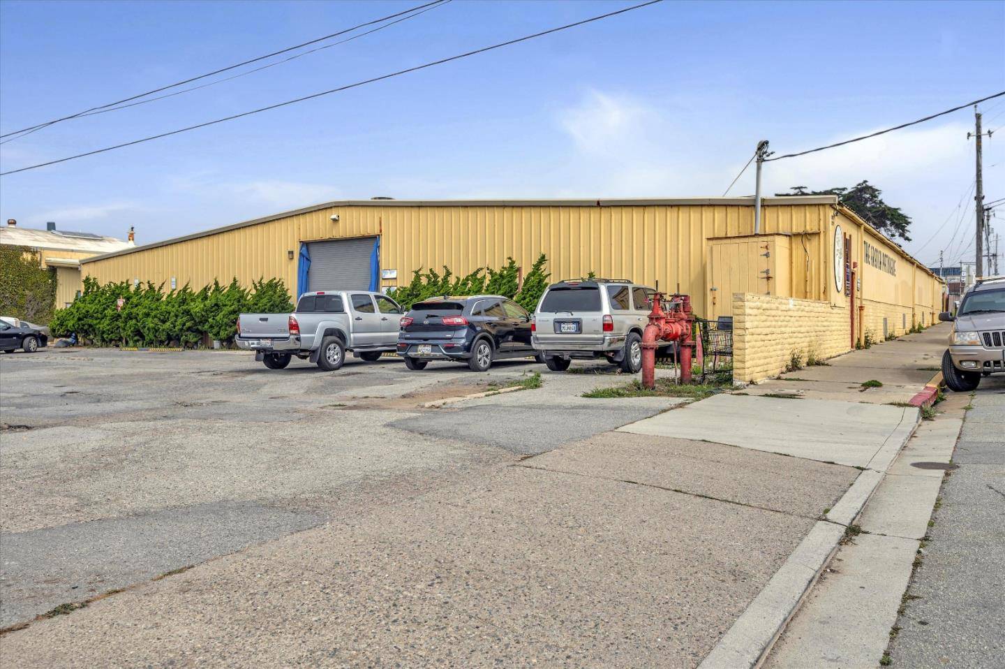 Pacifica, CA 94044,1080 Palmetto AVE