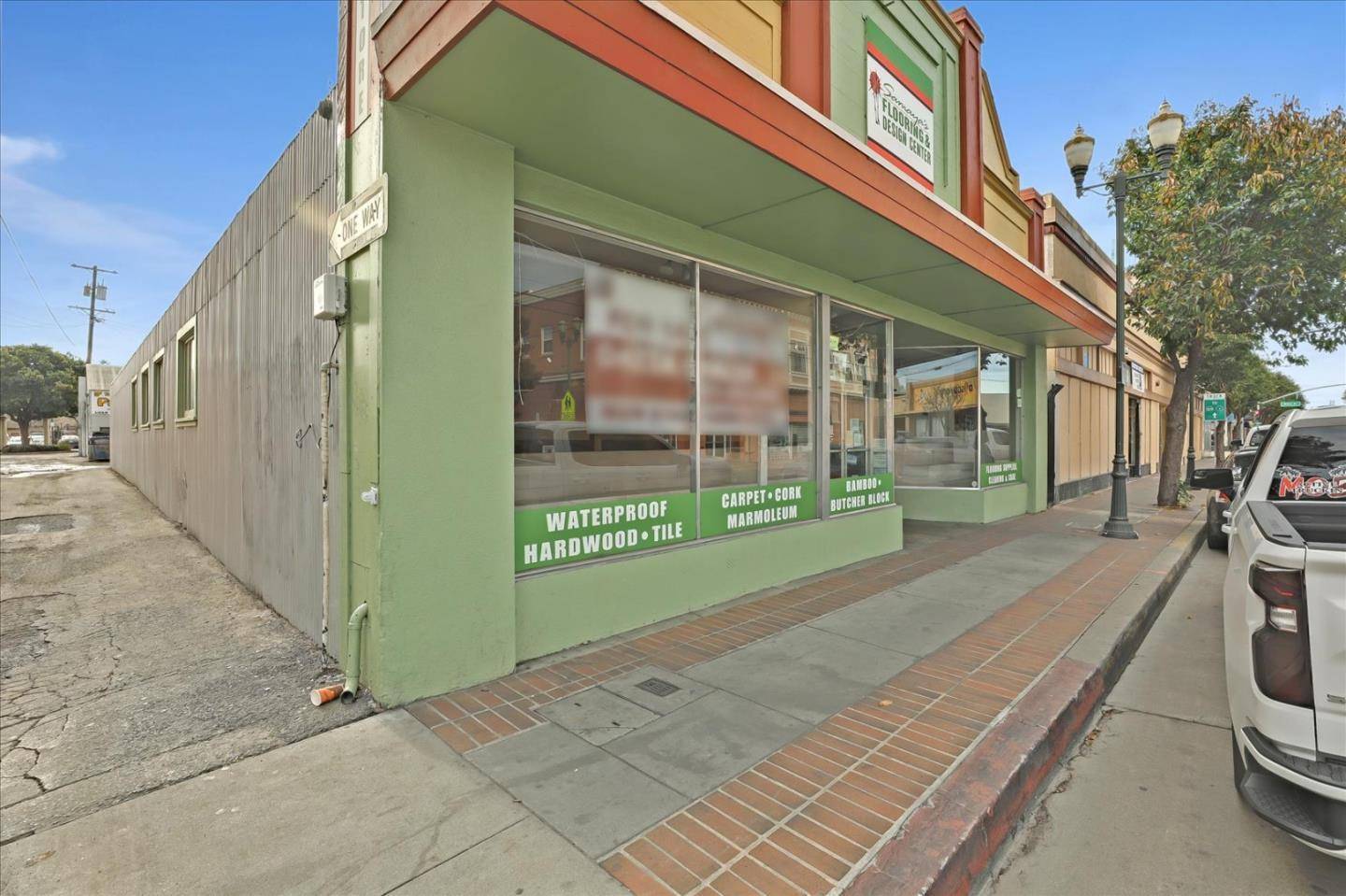 Watsonville, CA 95076,14 E Lake AVE