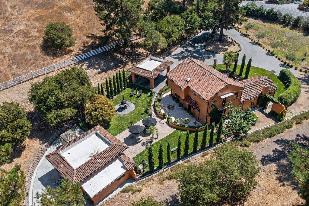 Watsonville, CA 95076,2970 Freedom BLVD