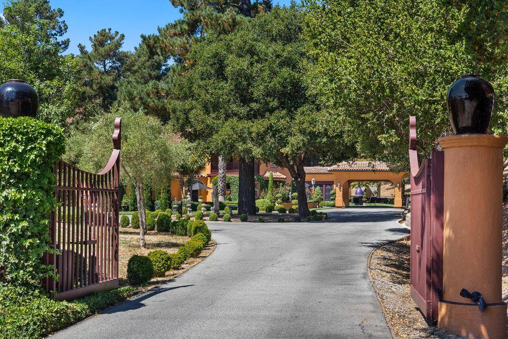 Watsonville, CA 95076,2970 Freedom BLVD