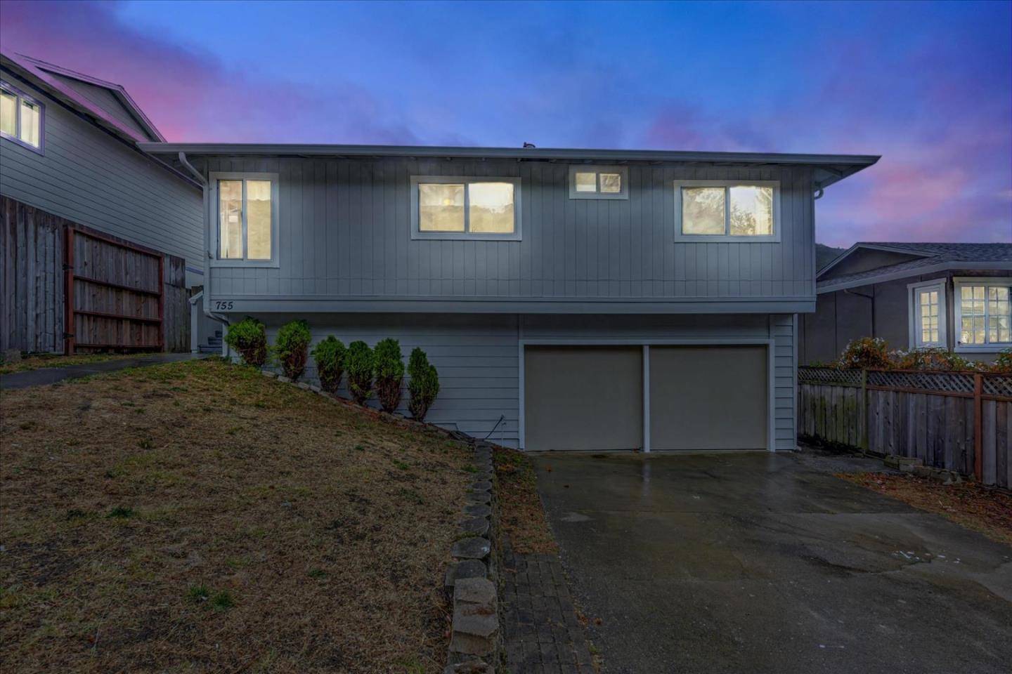 Pacifica, CA 94044,755 Prairie Creek DR