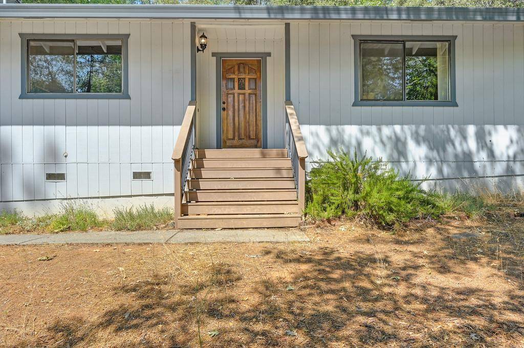 Grass Valley, CA 95949,15358 Sky Pines RD